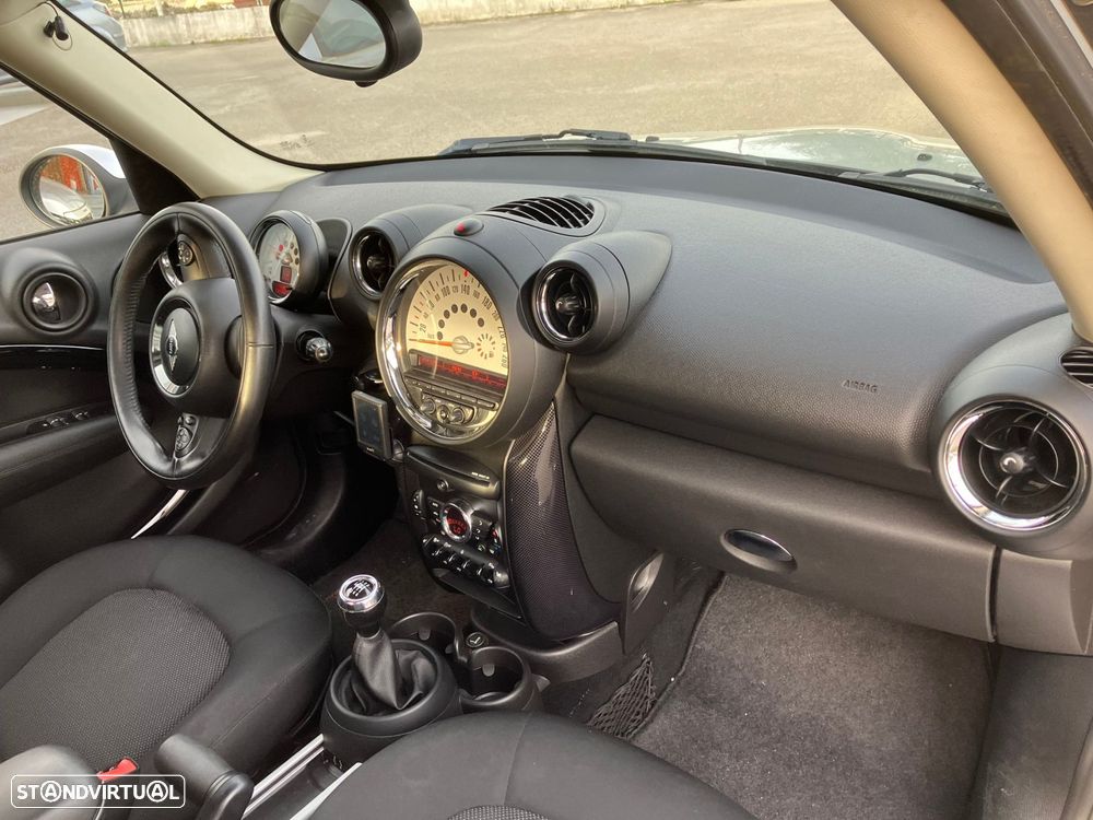 MINI Countryman Cooper D - 9