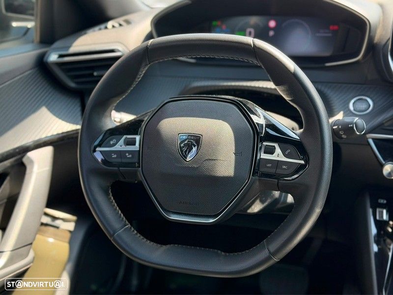 Peugeot e-2008 50 kWh Allure - 24