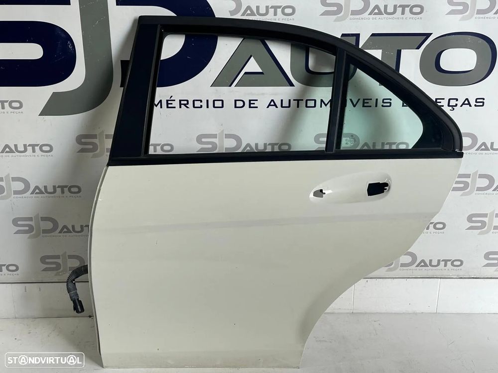 Porta Frente / Trás Direita / Esquerda - Mercedes C (W204) - 12