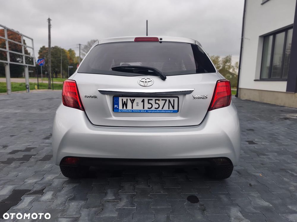 Toyota Yaris - 8