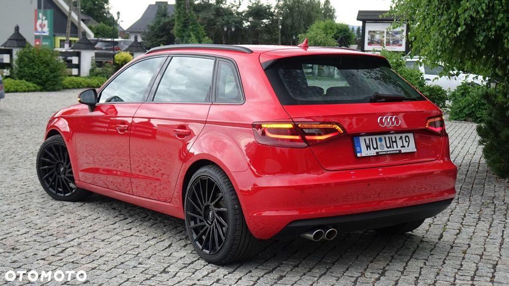 Audi A3 Sportback - 4