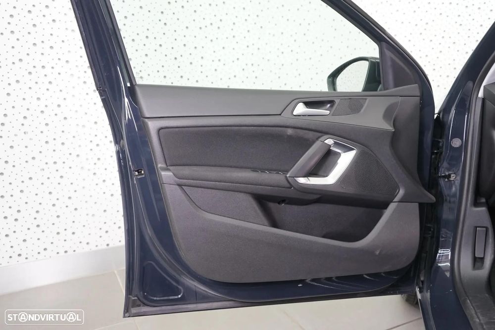 Peugeot 308 1.2 PureTech Active - 18