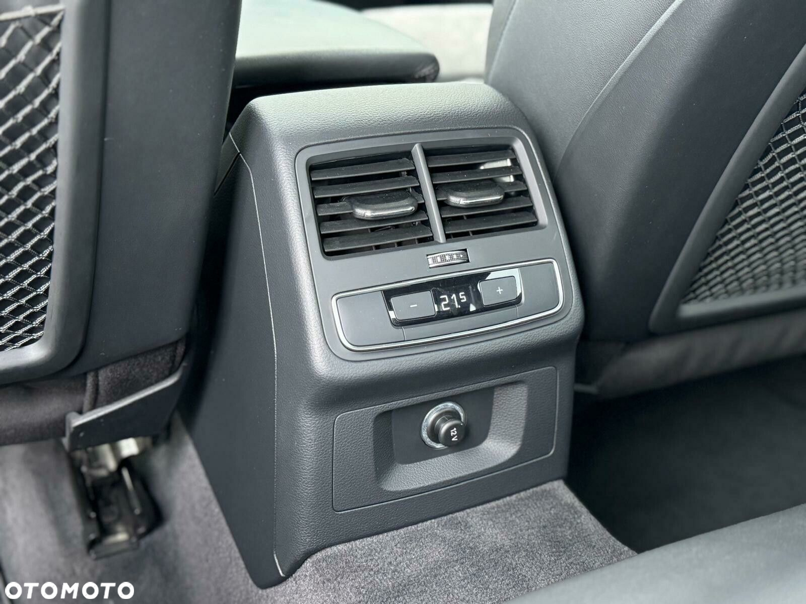 Audi A4 2.0 TDI Sport S tronic - 17