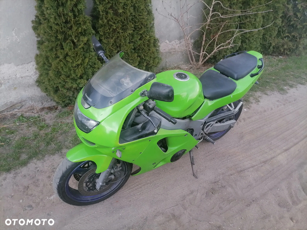 Kawasaki Zx6 600 cały na części silnik lagi czasza lampa
