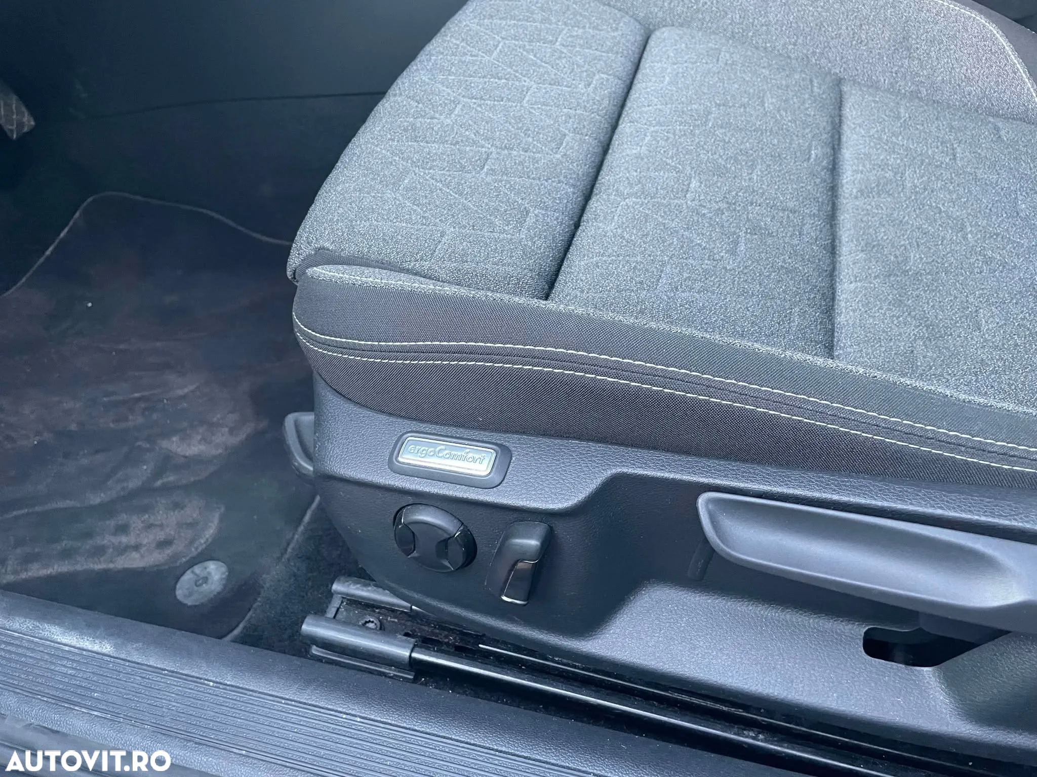 Volkswagen Passat Variant 1.5 TSI OPF DSG Business - 13