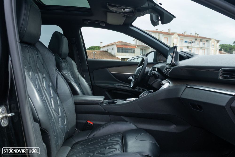 Peugeot 5008 1.5 BlueHDi GT EAT8 - 21