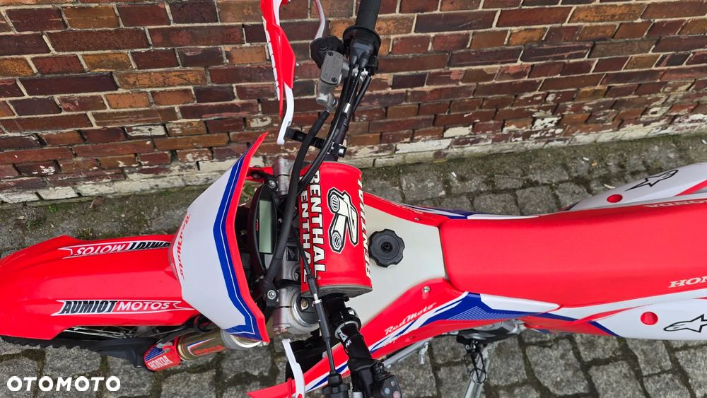 Honda CRF - 18
