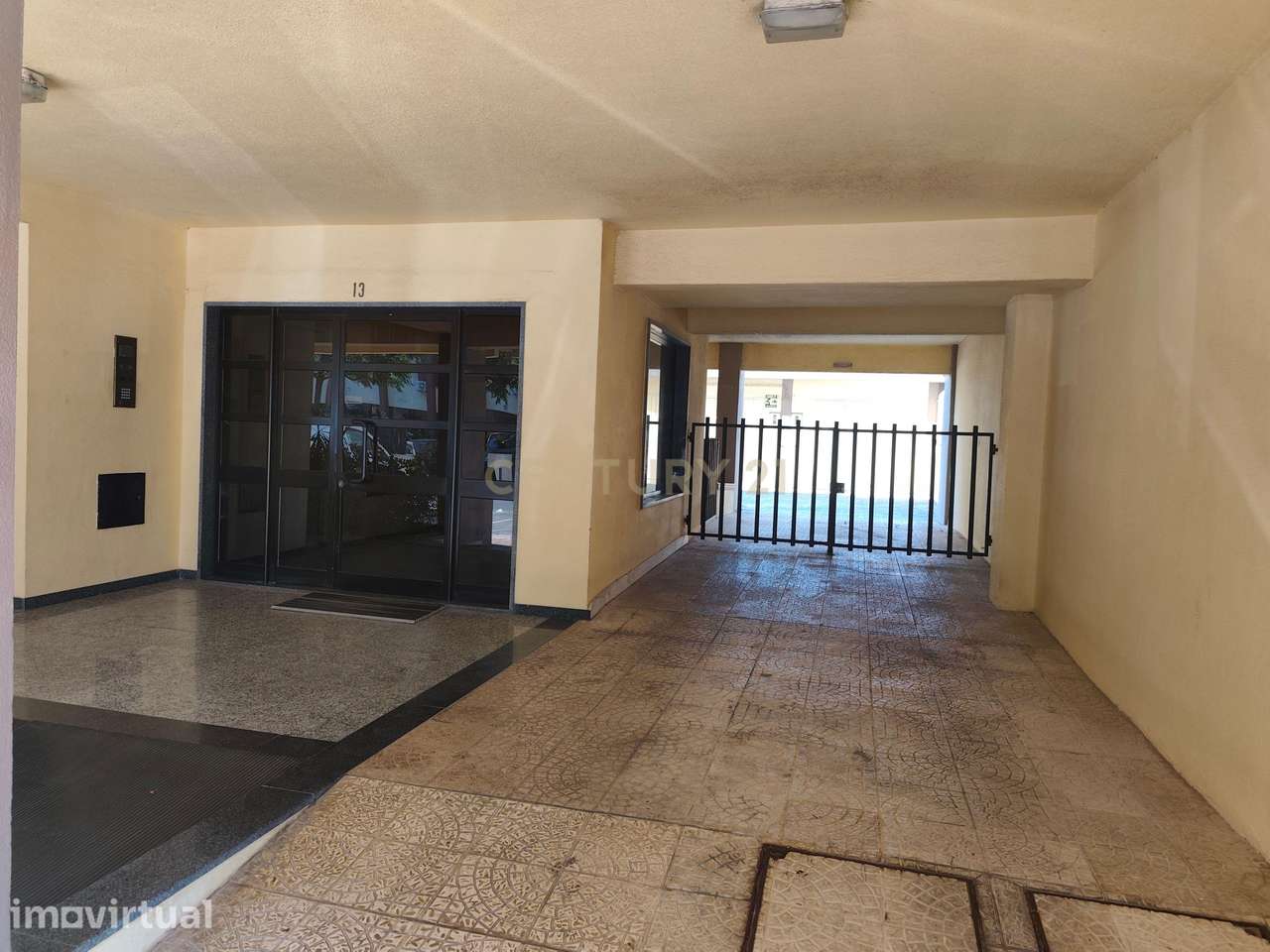 Apartamento T3 Central em Nova Oeiras com Vista Agradável - Grande imagem: 5/60