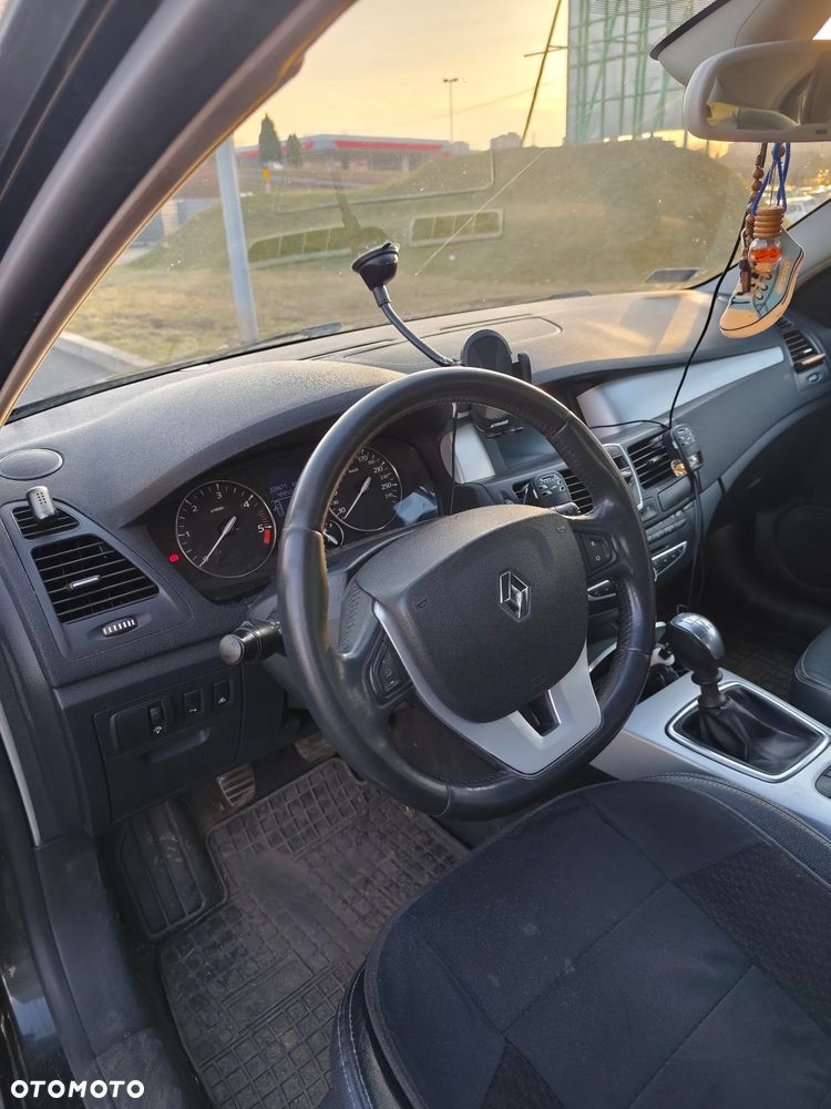 Renault Laguna 2.0 DCi ESPerience - 9