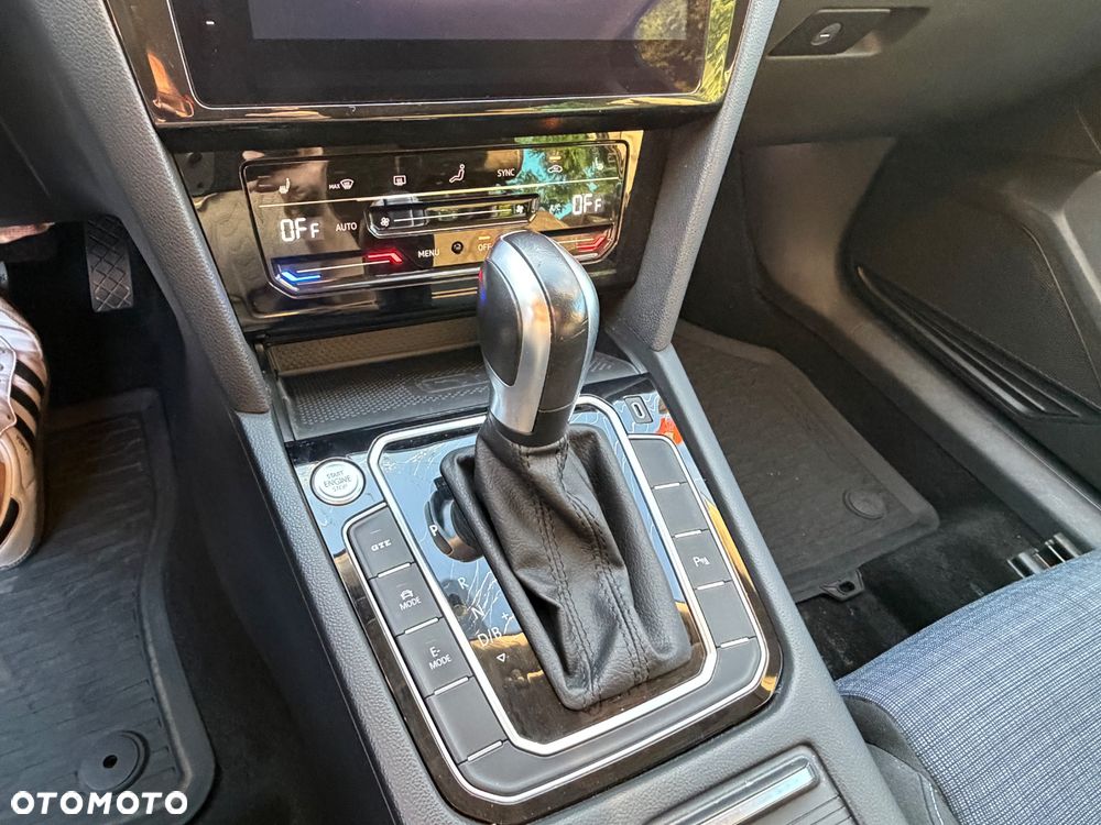 Volkswagen Passat 1.4 TSI DSG GTE - 21