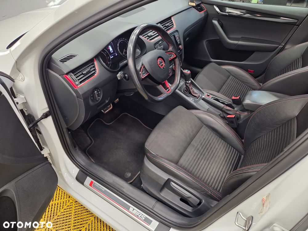 Skoda Octavia 2.0 TSI DSG RS 245 - 12