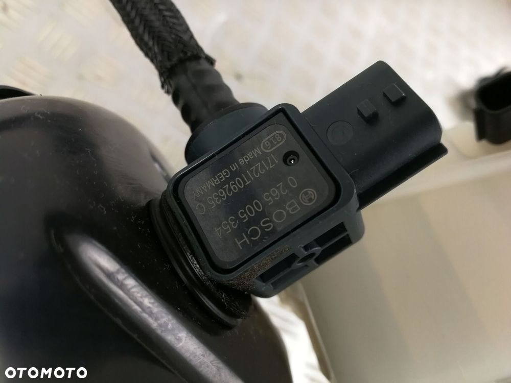 serwo wspomaganie pompa hamulcowa RENAULT CAPTUR I 1 LIFT 1,2 TCE AUTOMAT - 4