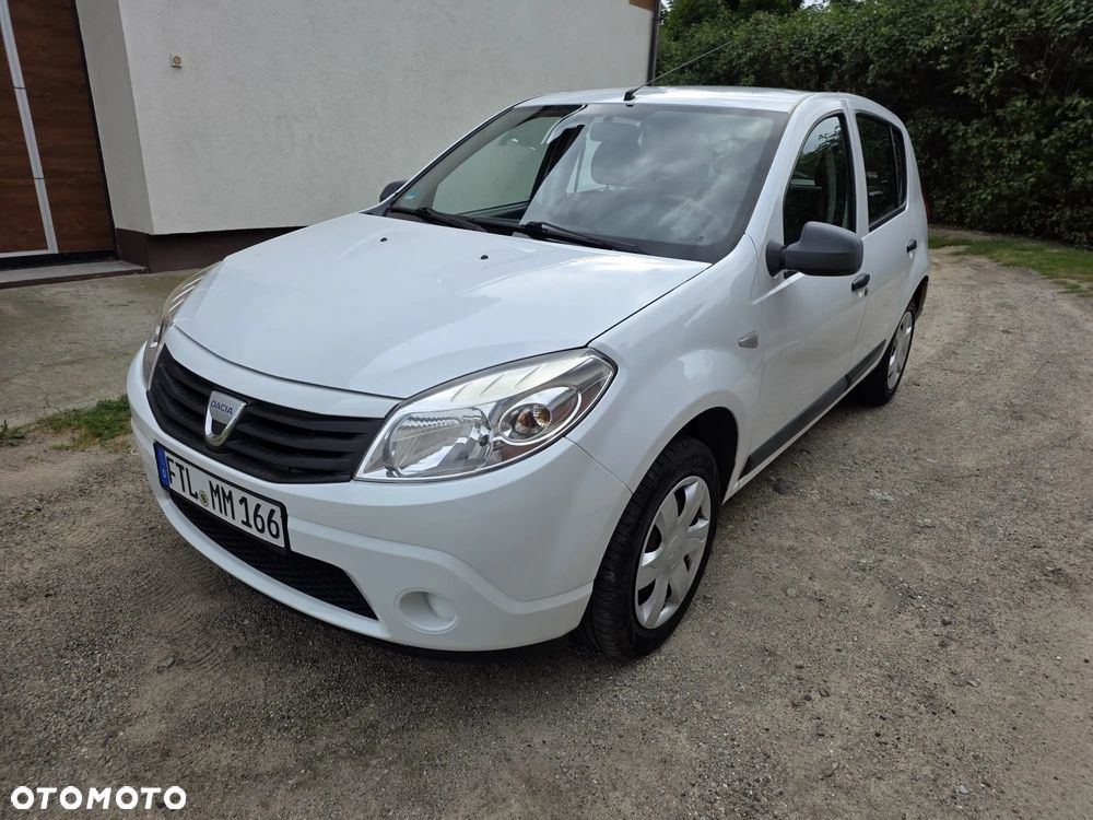 Dacia Sandero 1.2 16V - 24