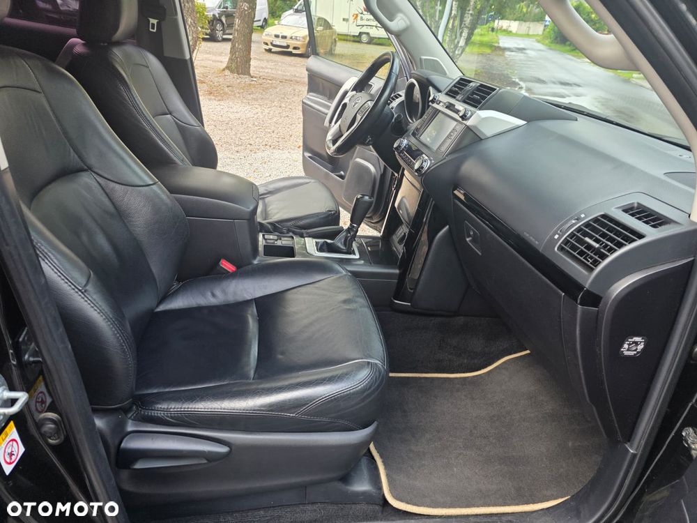 Toyota Land Cruiser 3.0 D-4D Automatik 60th Anniversary - 25