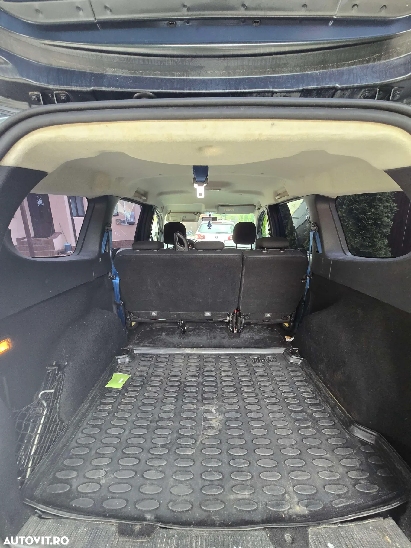 Dacia Lodgy - 7