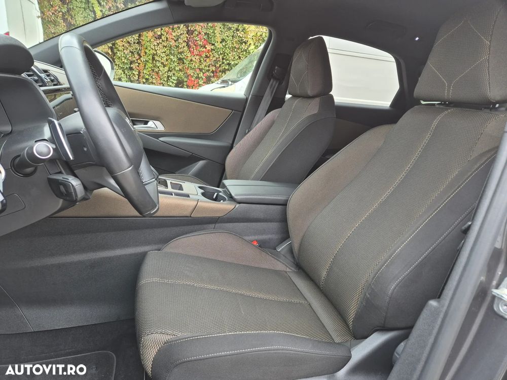 DS Automobiles DS 7 Crossback DS7 1.6 PHeV AWD 300 EAT8 OPERA - 11