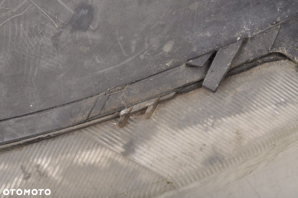 CHRYSLER GRAND VOYAGER IV LAMPA PRAWA PRZEDNIA EU - 8