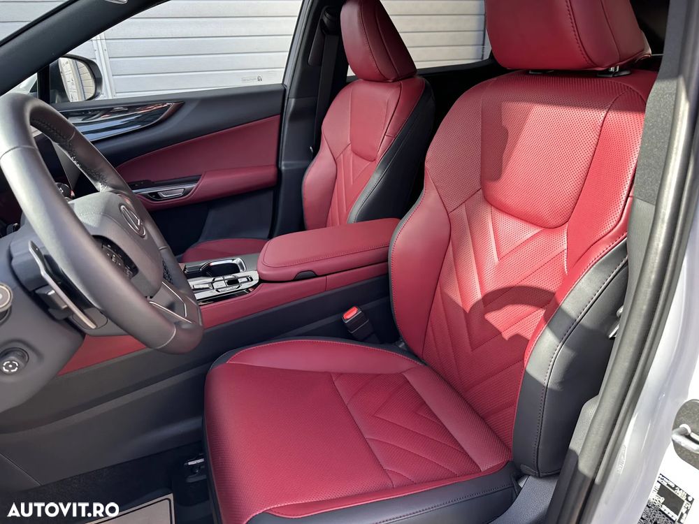 Lexus Seria NX - 10