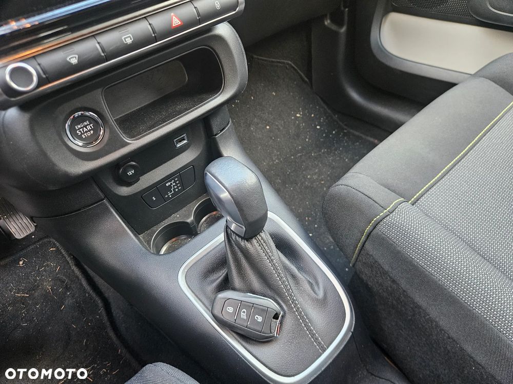 Citroën C3 1.2 PureTech GPF Shine S&S EAT6 - 12