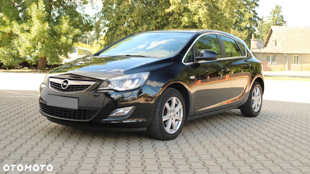 Opel Astra 1.4 Turbo Cosmo - 21
