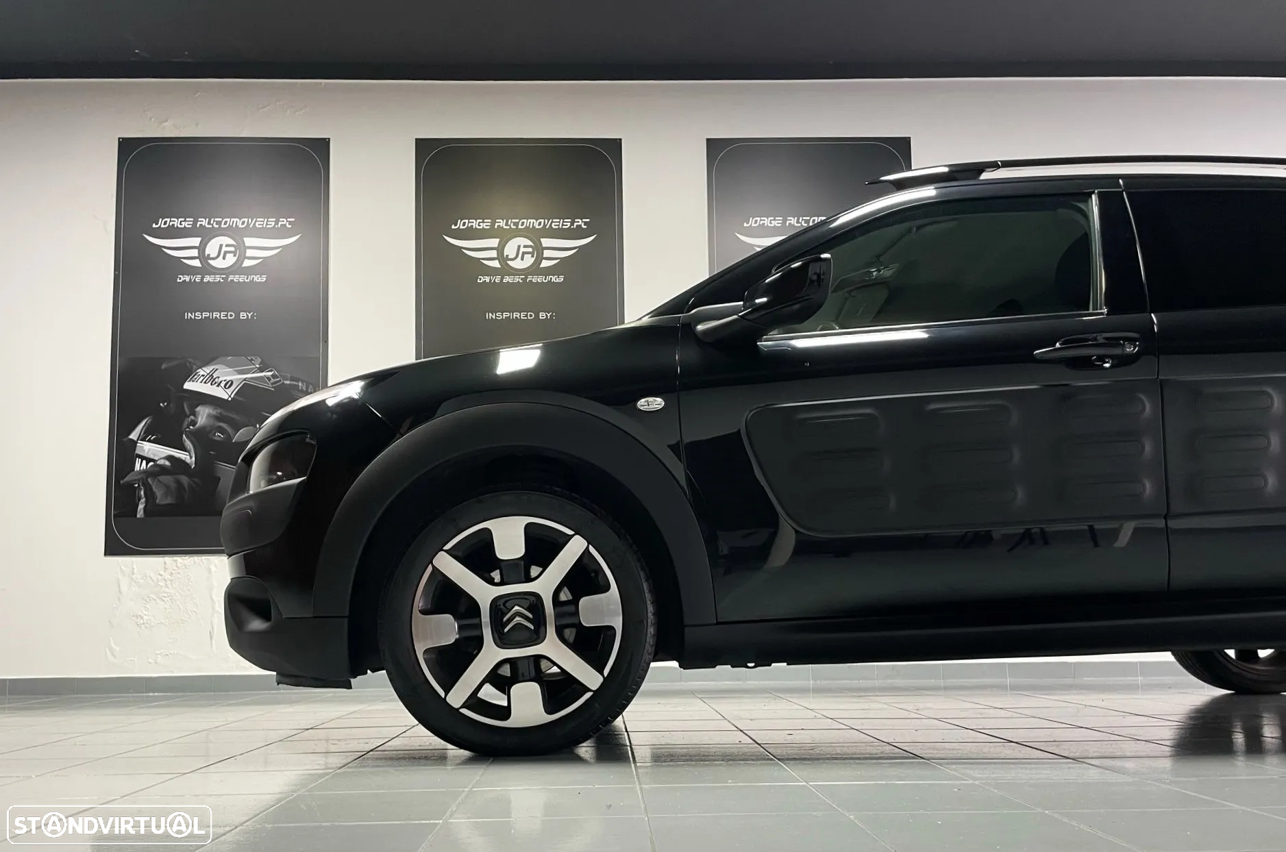 Citroën C4 Cactus 1.6 BlueHDi Shine Ed.Midnight - 11