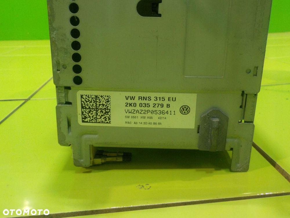 VW CADDY III LIFT 2.0 TDI 14r VAN radio CD 2K0035279B - 3