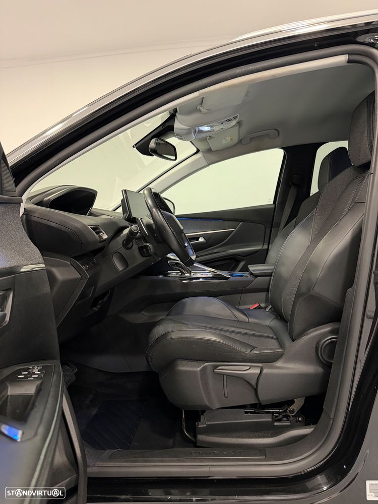 Peugeot 5008 PureTech 130 EAT8 Stop & Start Allure Pack - 9