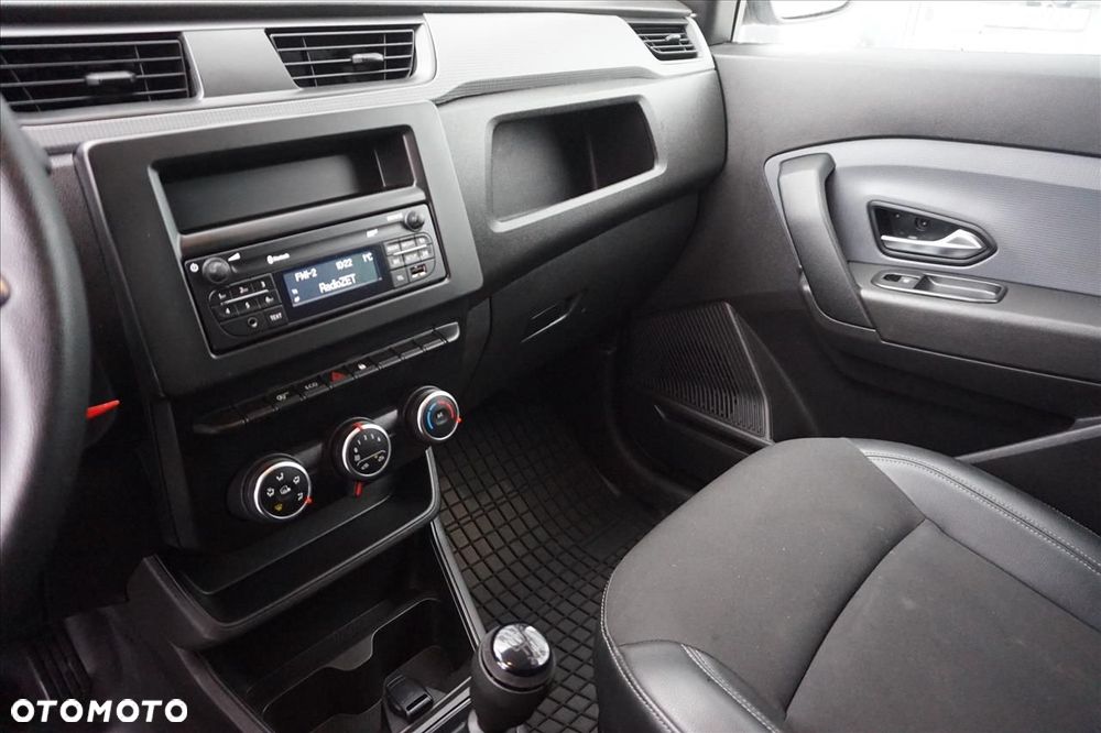 Renault Express Van - 17