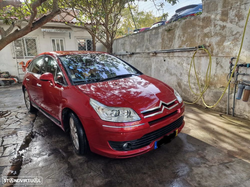 Citroën C4 1.6 HDi 110 Exclusive - 5