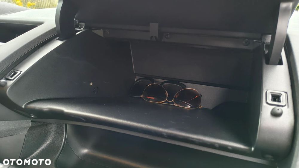 Peugeot Rifter 1.5 BlueHDI Allure S&S - 15