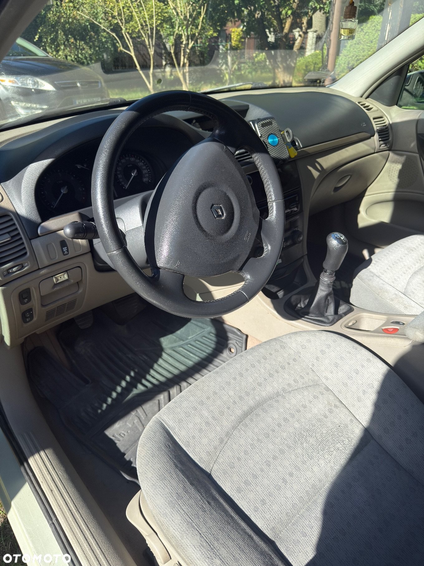 Renault Laguna II 1.9 dCi Confort Authentique - 8