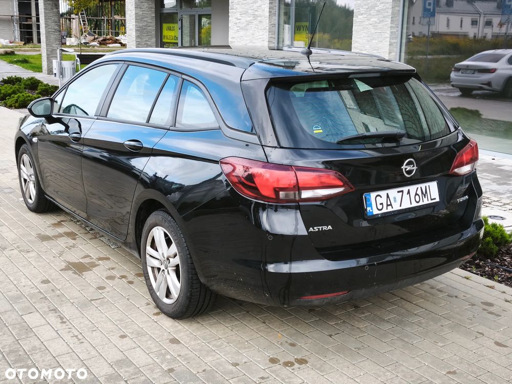 Opel Astra - 4