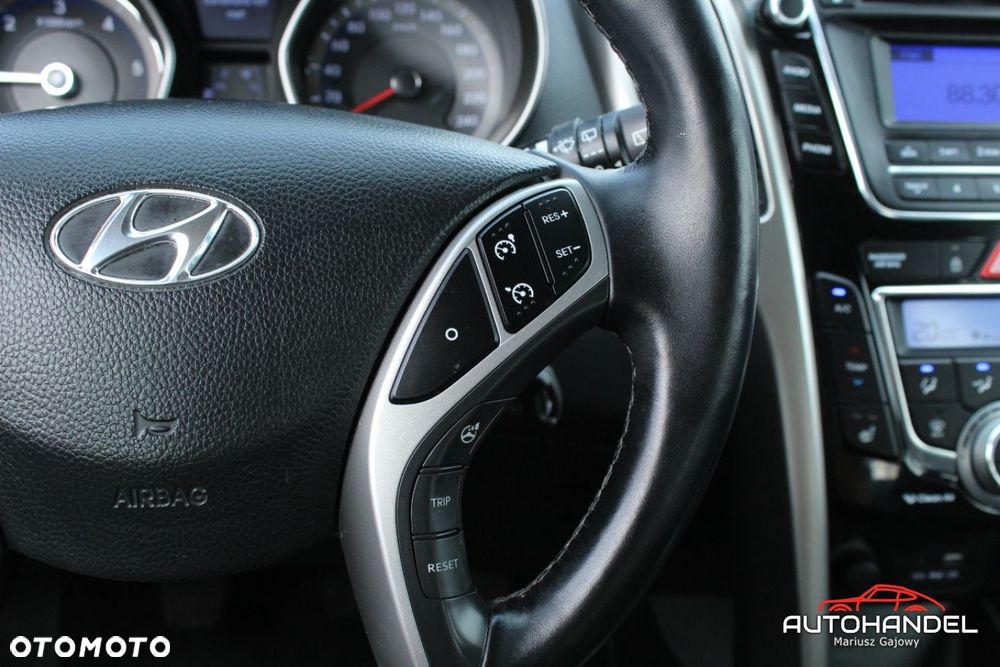 Hyundai i30 - 11