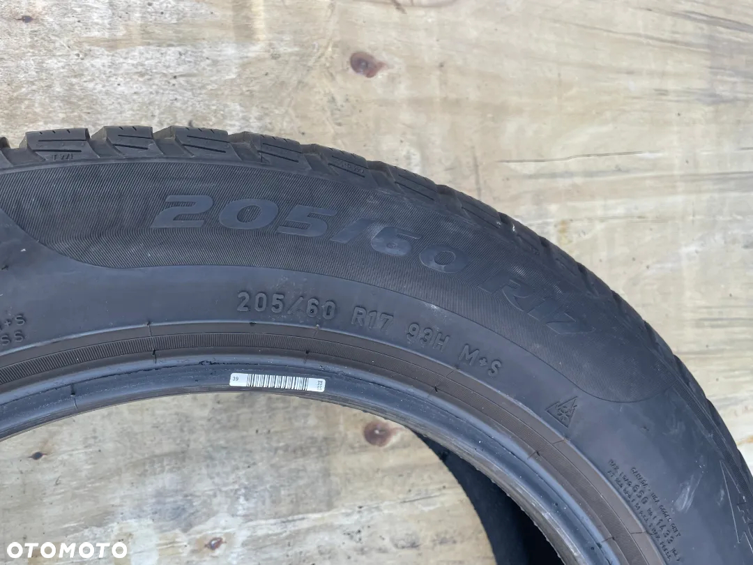 Opony Zimowe 205/60 17'' Pirelli Sottozero3 2021 rok - 8