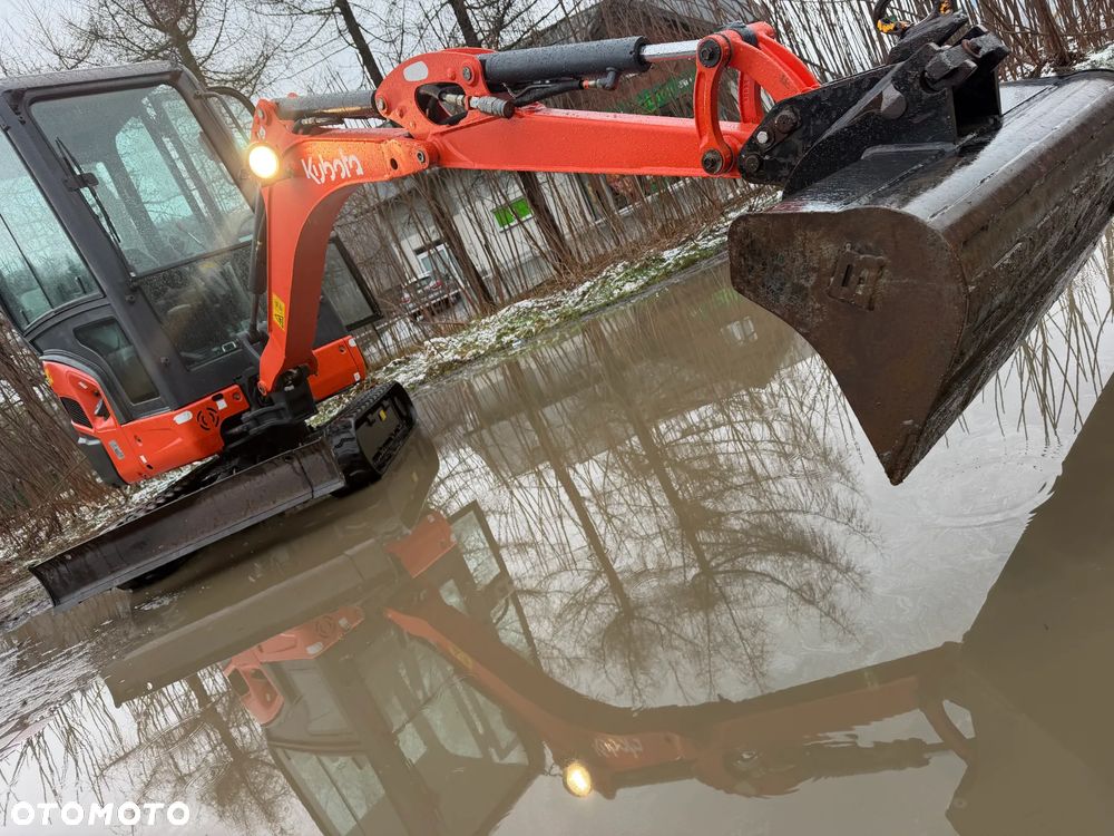 Kubota KX016-4 Koparka Gąsienicowa 2 tony. DEKRA aktualna do 2026r. Rozsuwane Hydr. podwozie! Sprowadzona z Gospodarstwa Norweskiego! Zero luzów i wycieków. Maszyna jak Nowa z Salonu! 2016rok. Pełna Dokumentacja. Gąsienice bez zużycia! Łyżka Skarpowa! Szybkozłącze! szybka wolna jazda. Ani deka luzów i wycieków. OKAZJA - 5
