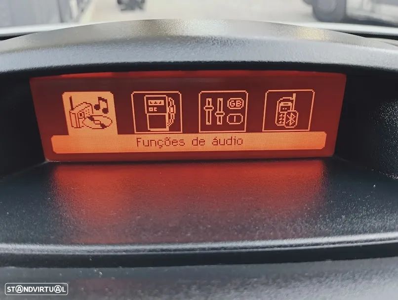 Citroën Berlingo BlueHDI Club L1 3 Lugares iva dedutivel - 28