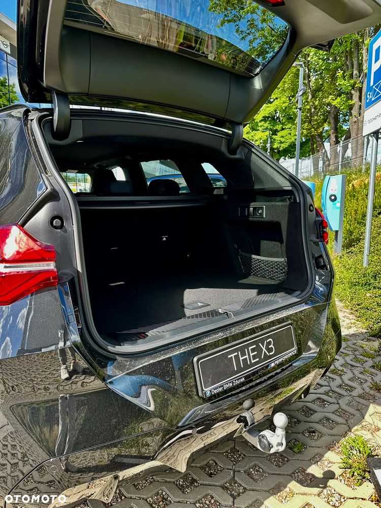 BMW X3 xDrive20 mHEV - 13