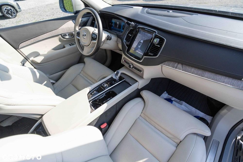 Volvo XC 90 - 17
