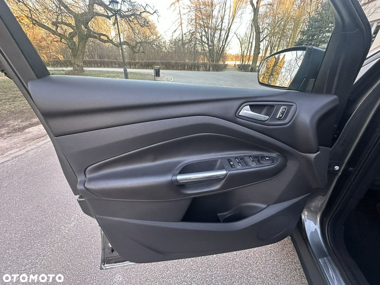 Ford Kuga - 18