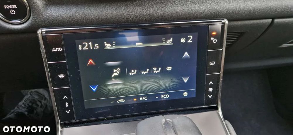 Mazda MX-30 e-SKYACTIV - 18
