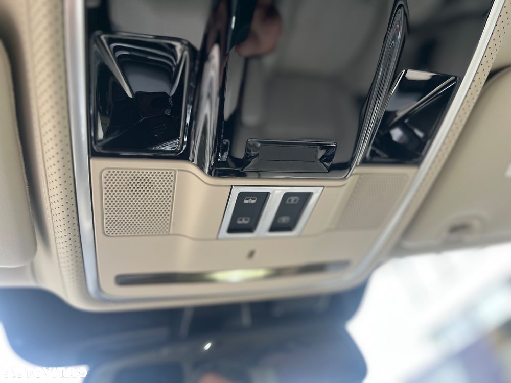 Land Rover Range Rover 5.0 I S/C Autobiography Black - 20