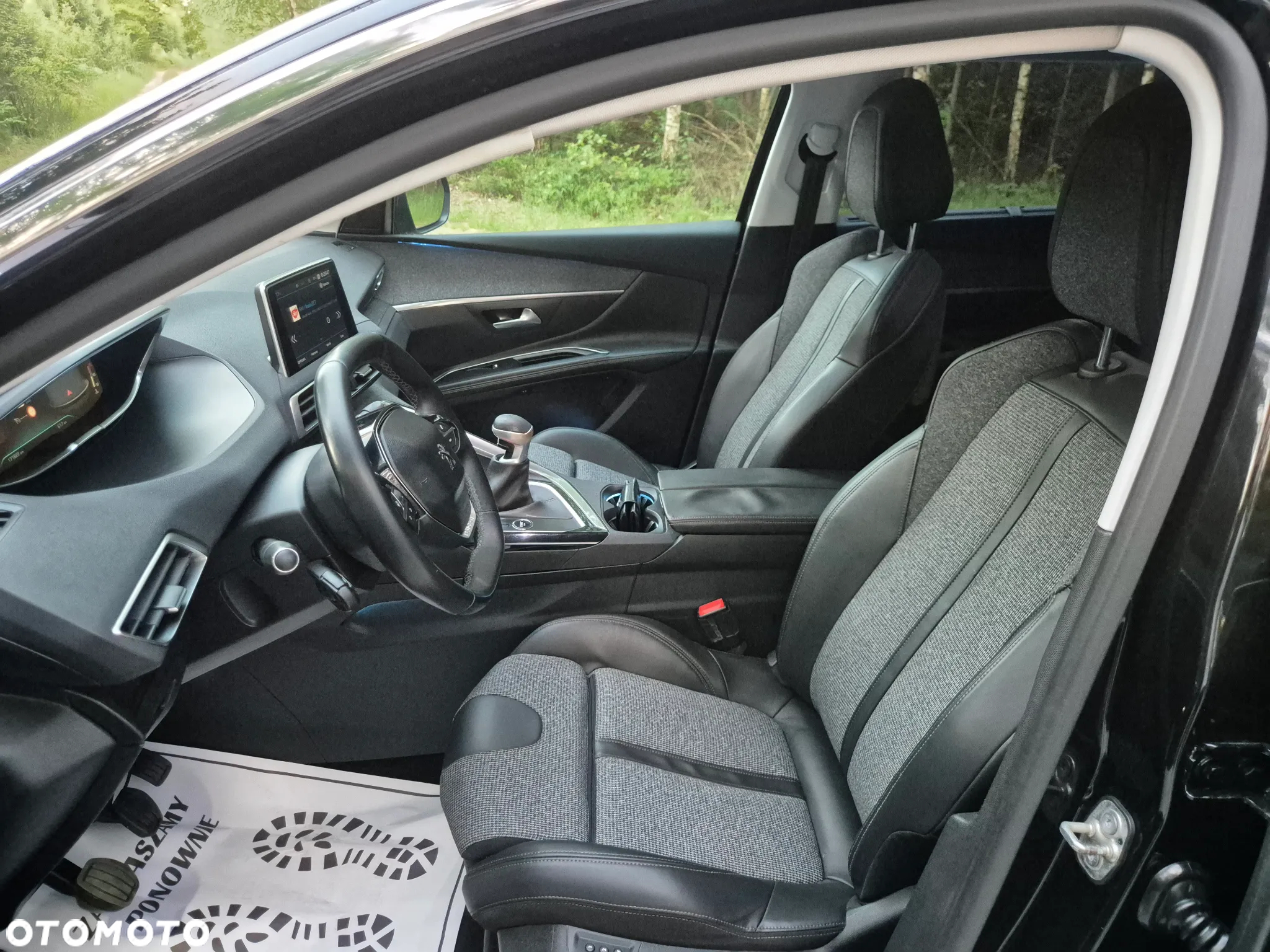 Peugeot 5008 1.5 BlueHDi Allure Pack S&S - 27