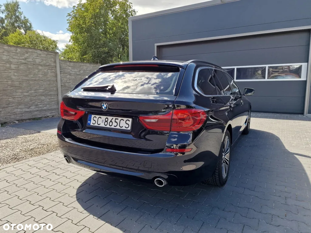 BMW Seria 5 530d Touring Sport Line - 14