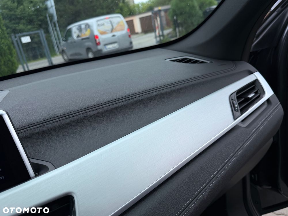 BMW X1 - 34