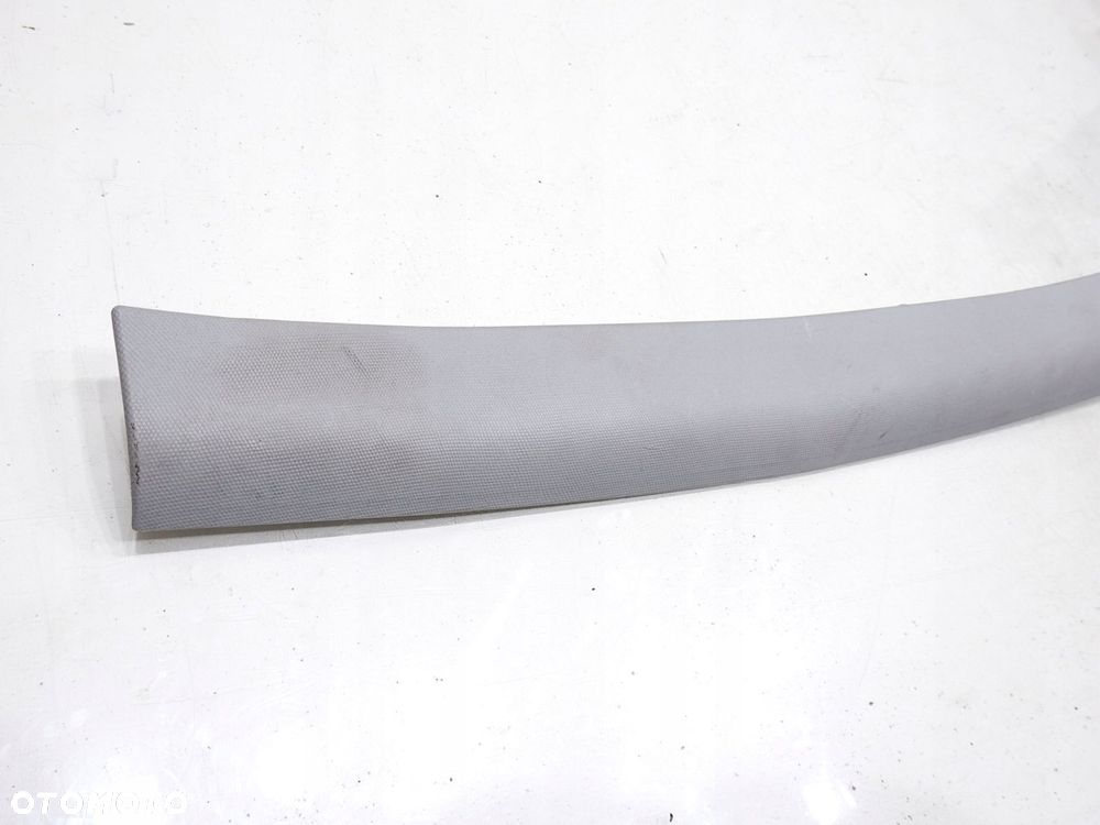 LISTWA PODSUFITKI TYŁ OPEL ASTRA H KOMBI - 3