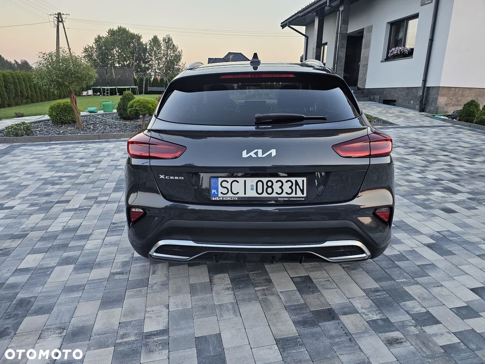 Kia XCeed 1.5 T-GDI Business Line DCT - 16