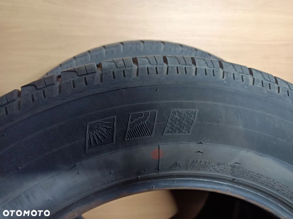 Opony wielosezonowe 4szt kpl Maxxis Vansmart A/S 235/65R16C - 13