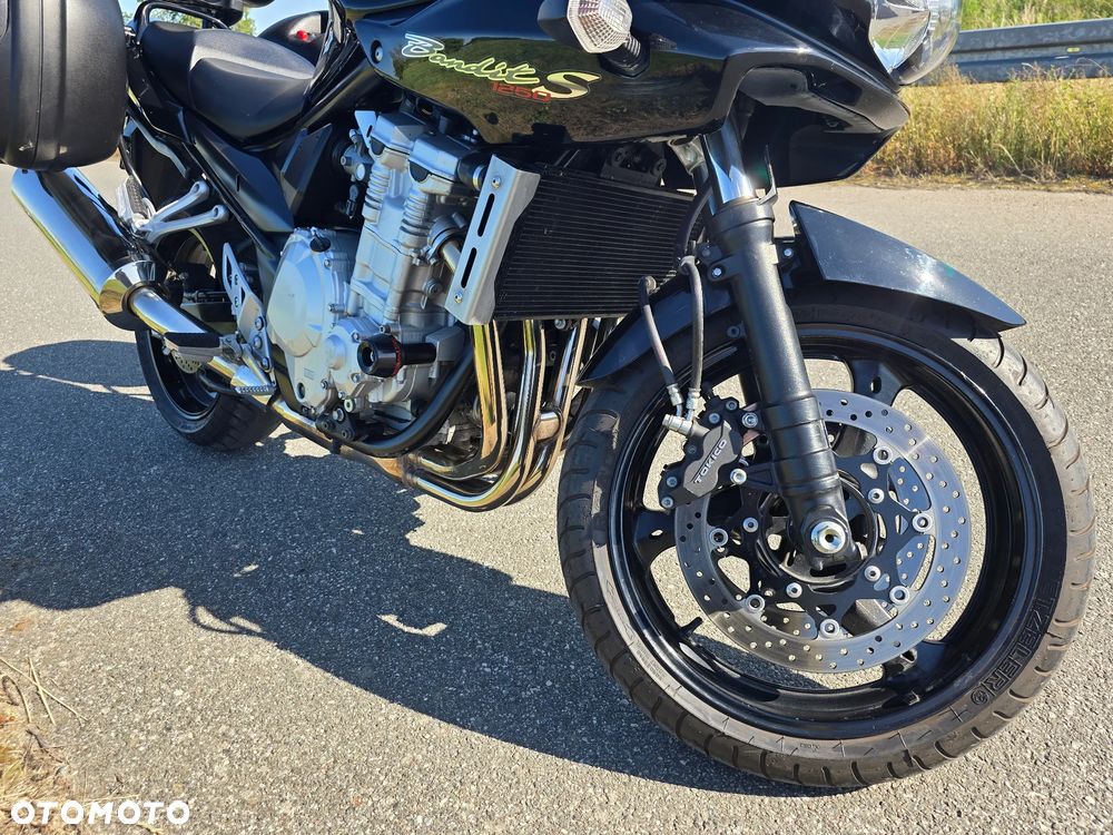 Suzuki Bandit - 10