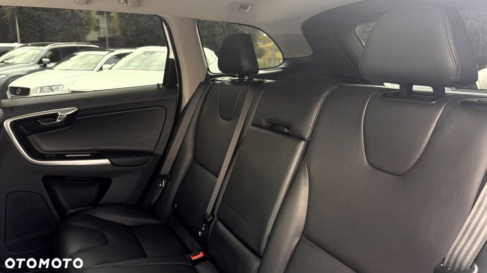 Volvo XC 60 - 31