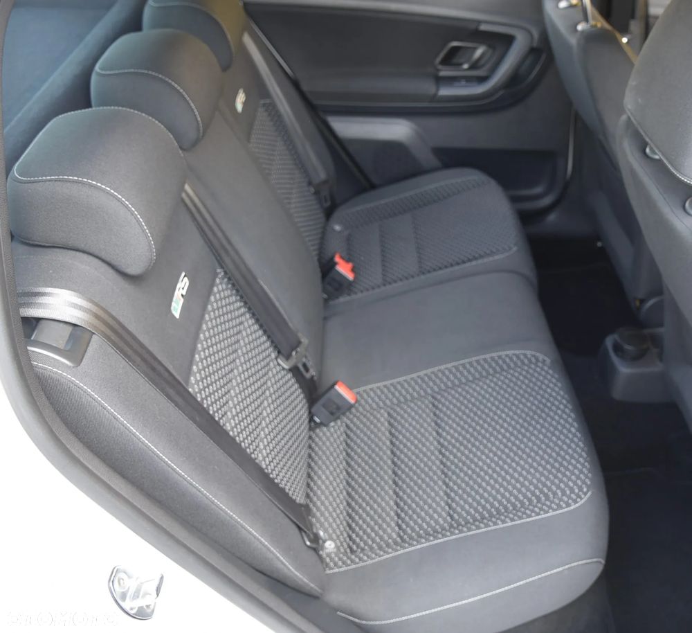 Skoda Fabia 1.4 TSI DSG RS - 18